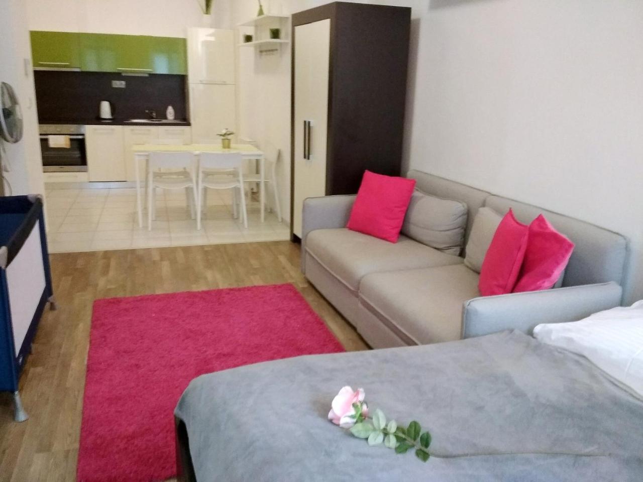 Stay In City Apartment Bastova Bratysława Zewnętrze zdjęcie